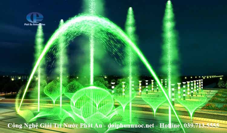 thi-cong-quang-truong-nhac-nuoc-9 thi-cong-quang-truong-nhac-nuoc-9